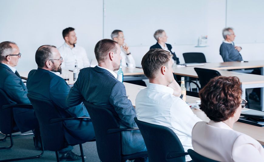 Netzwerktreffen des TeamMIT zu Gast bei Janitza